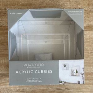 Portfolio - Acrylic‎ Cubbies
